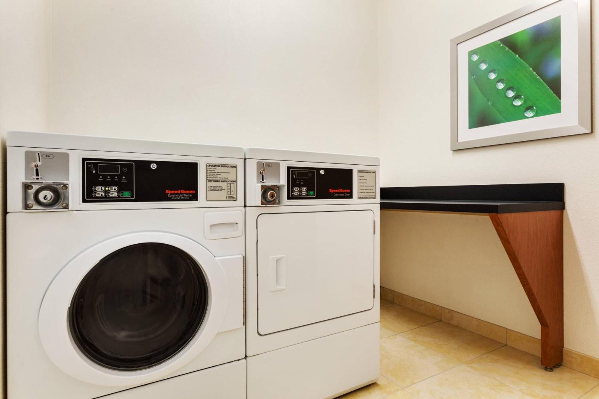 Fairfield Inn & Suites By Marriott Toledo Maumee Exteriör bild